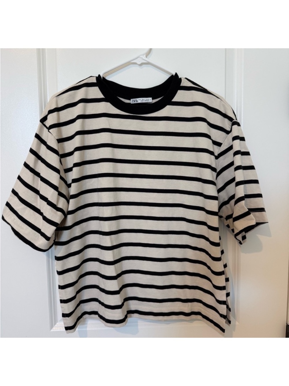 Zara Oversized Black and Cream Striped Short Sleeve Tee Size Small NWOT